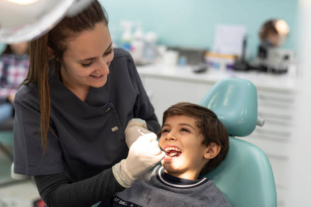 Best Emergency Wisdom Tooth Extraction in Bloomington, IL